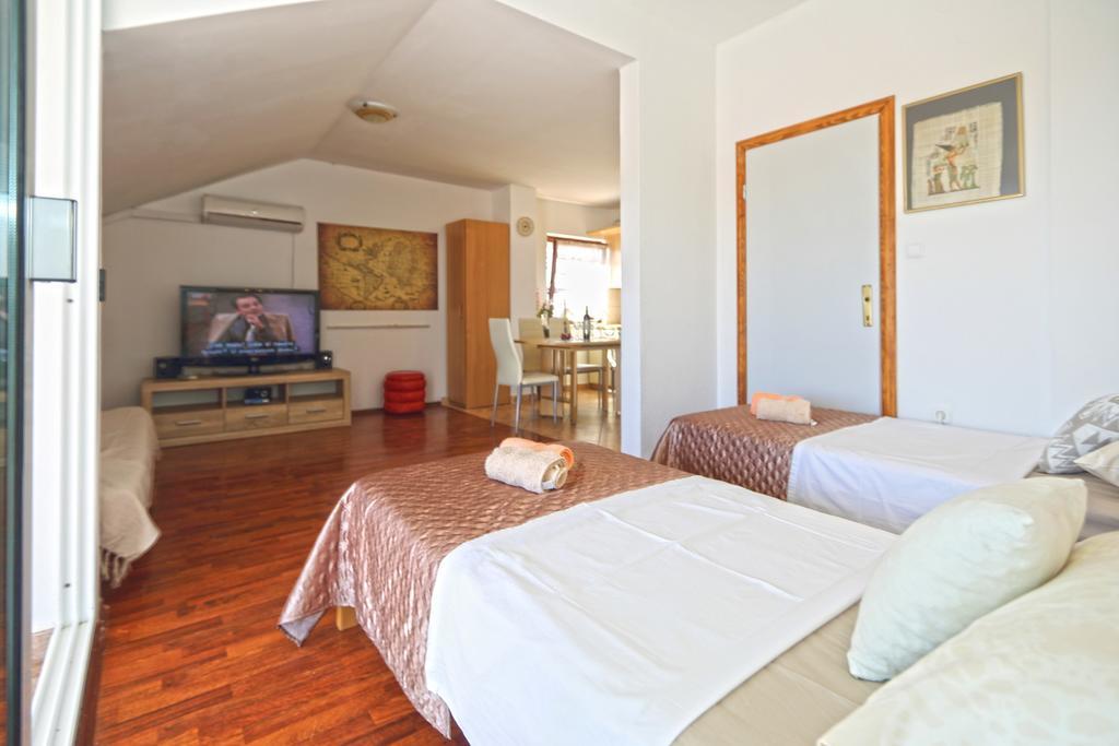 Apartmani Niki Hvar Hvar Town Room photo