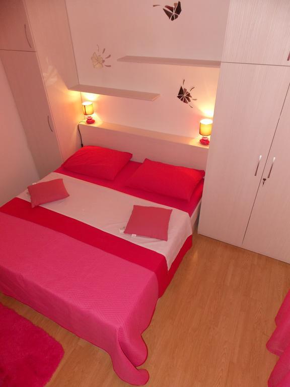Apartmani Niki Hvar Hvar Town Exterior photo