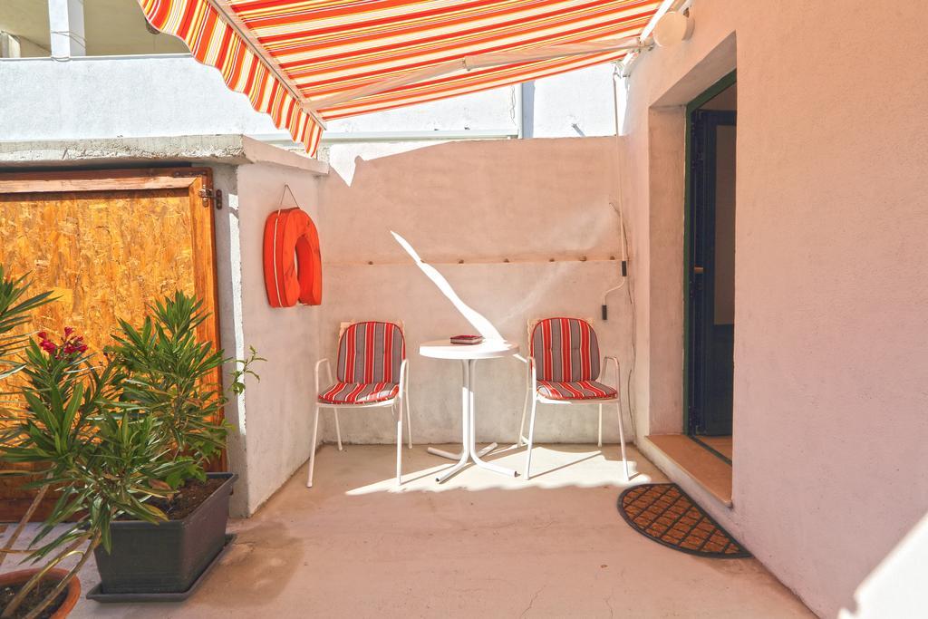 Apartmani Niki Hvar Hvar Town Exterior photo